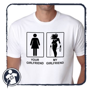 Your girlfriend, my girlfriend - vicces szuperhősös póló